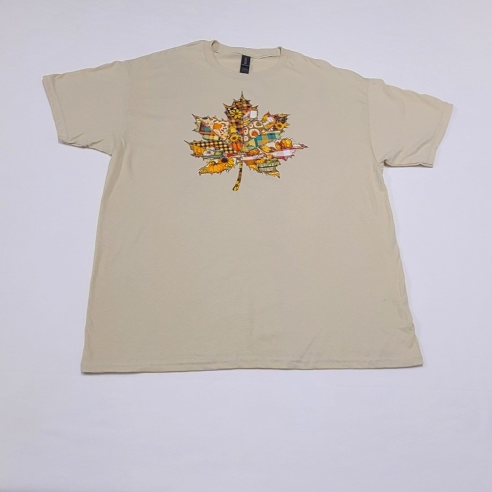 Fall Patchwork Maple Leaf Tan Graphic T-Shirt Large Cotton Crewneck